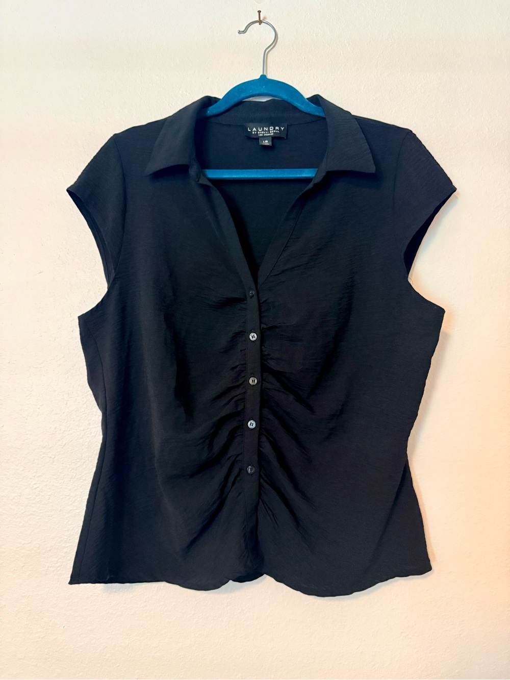 Laundry By Shelli Segal Black Ruched Button-Front Cap Sleeve Top